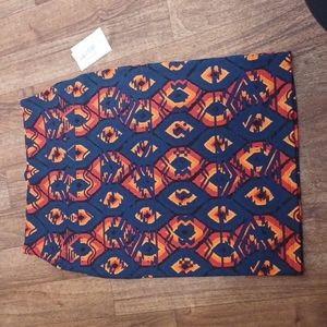 New! With tags. Lularoe skirt size medium Cassie